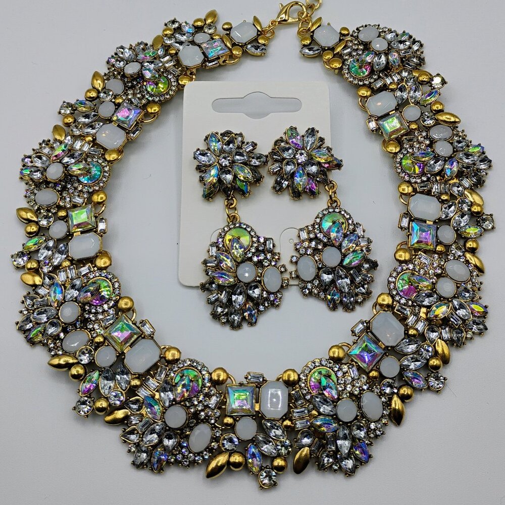 18 inch white choker necklace set w/ earrings